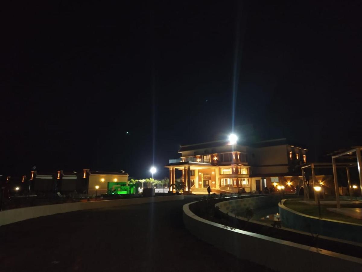 Flamingo Club And Resort Una 3 Km Away From Diu Check Post Luaran gambar