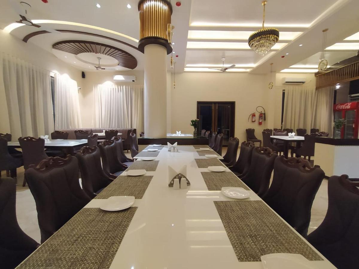 Flamingo Club And Resort Una 3 Km Away From Diu Check Post Luaran gambar