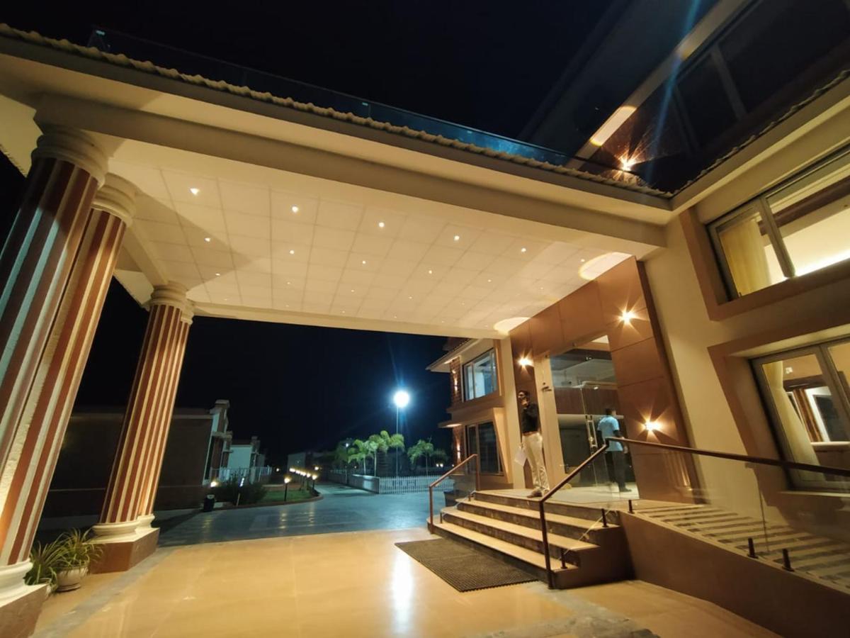 Flamingo Club And Resort Una 3 Km Away From Diu Check Post Luaran gambar