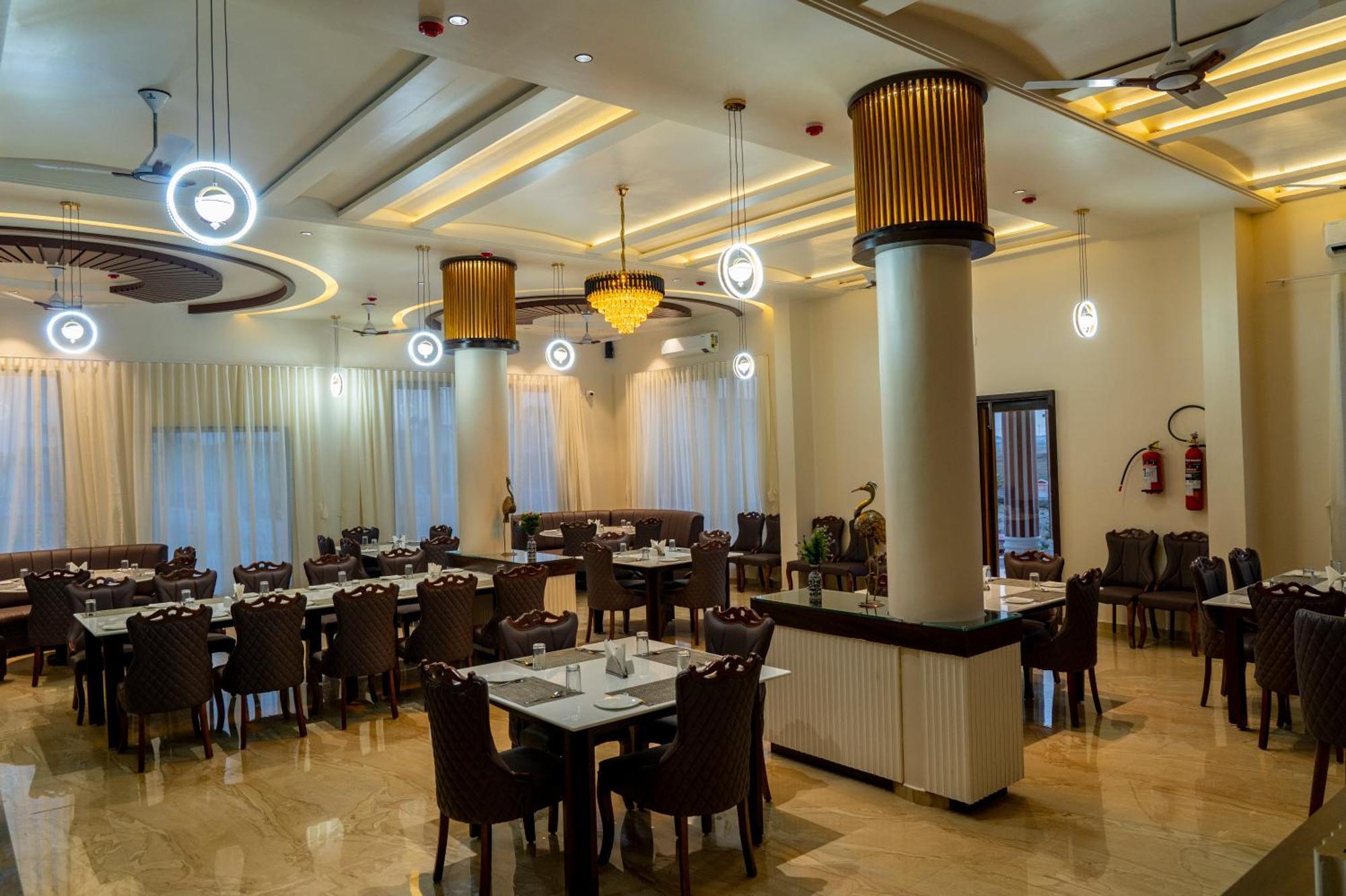 Flamingo Club And Resort Una 3 Km Away From Diu Check Post Luaran gambar
