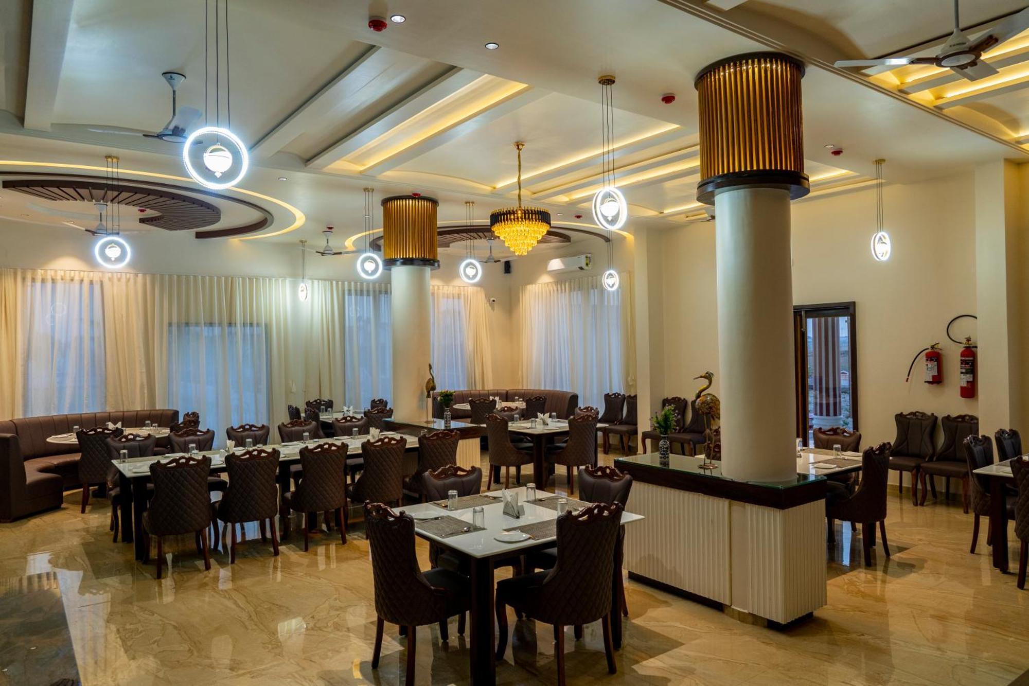 Flamingo Club And Resort Una 3 Km Away From Diu Check Post Luaran gambar